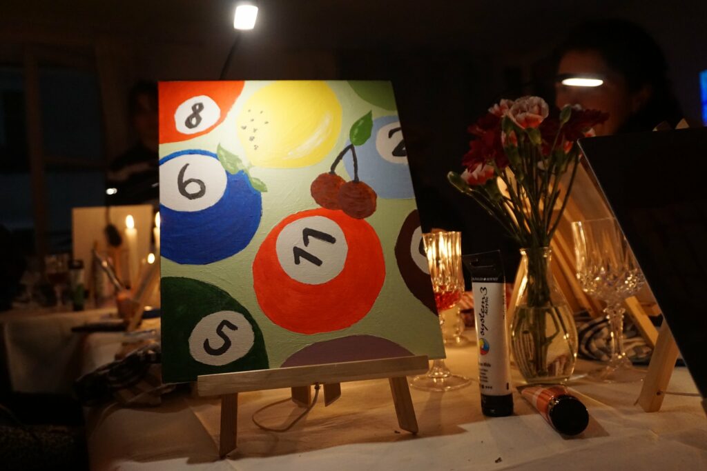 Toile de boules de billard sur un chevalet